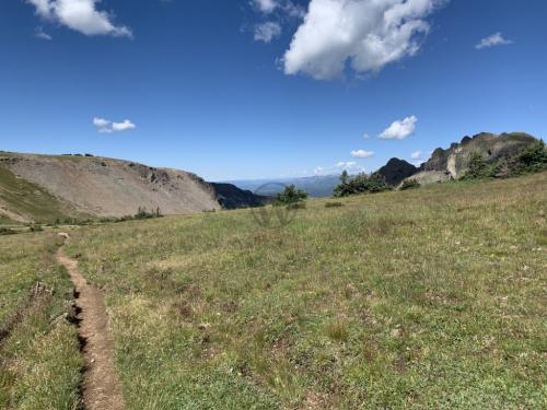 Crater Lake trail